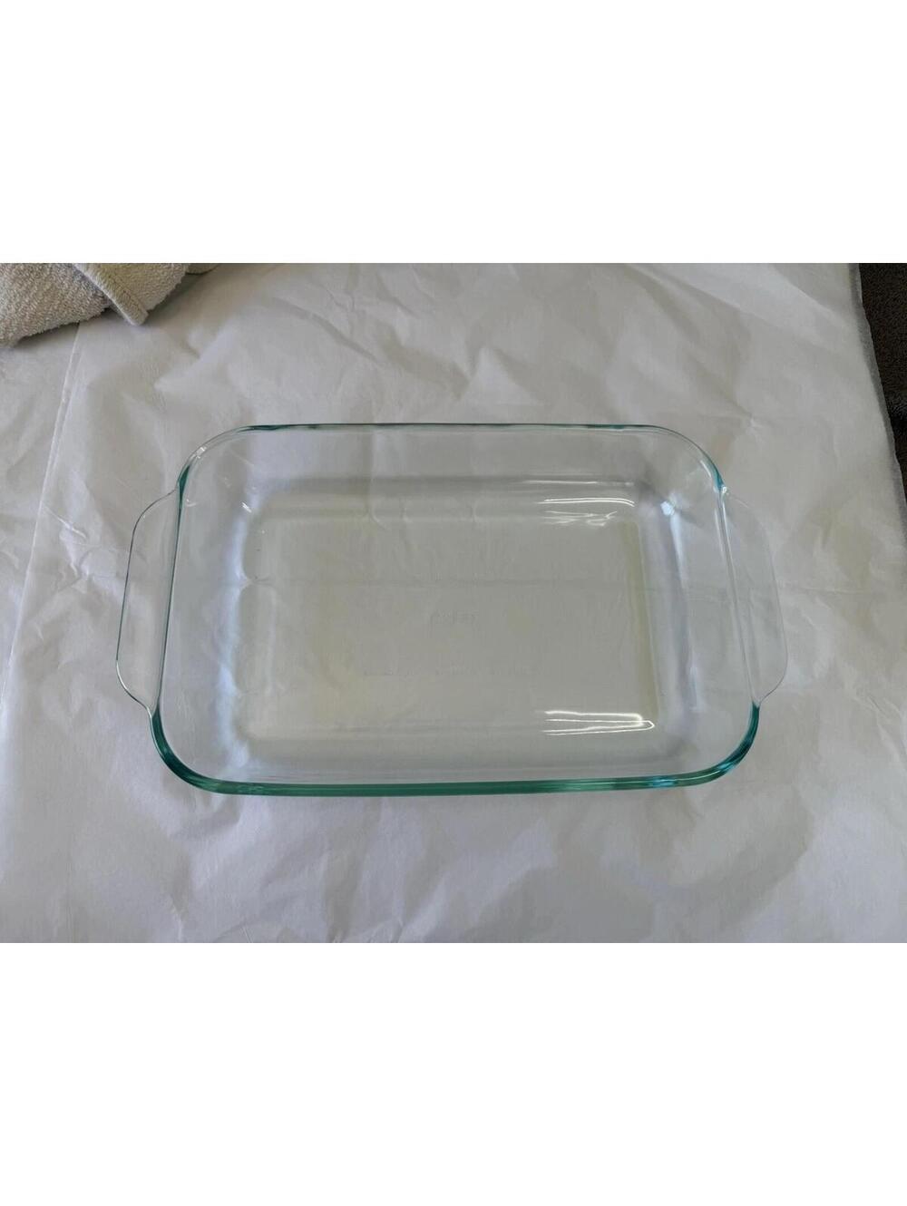 Vintage Pyrex 232 2.5 Qt Clear Glass Baking Dish Casserole Pan Made In USA
